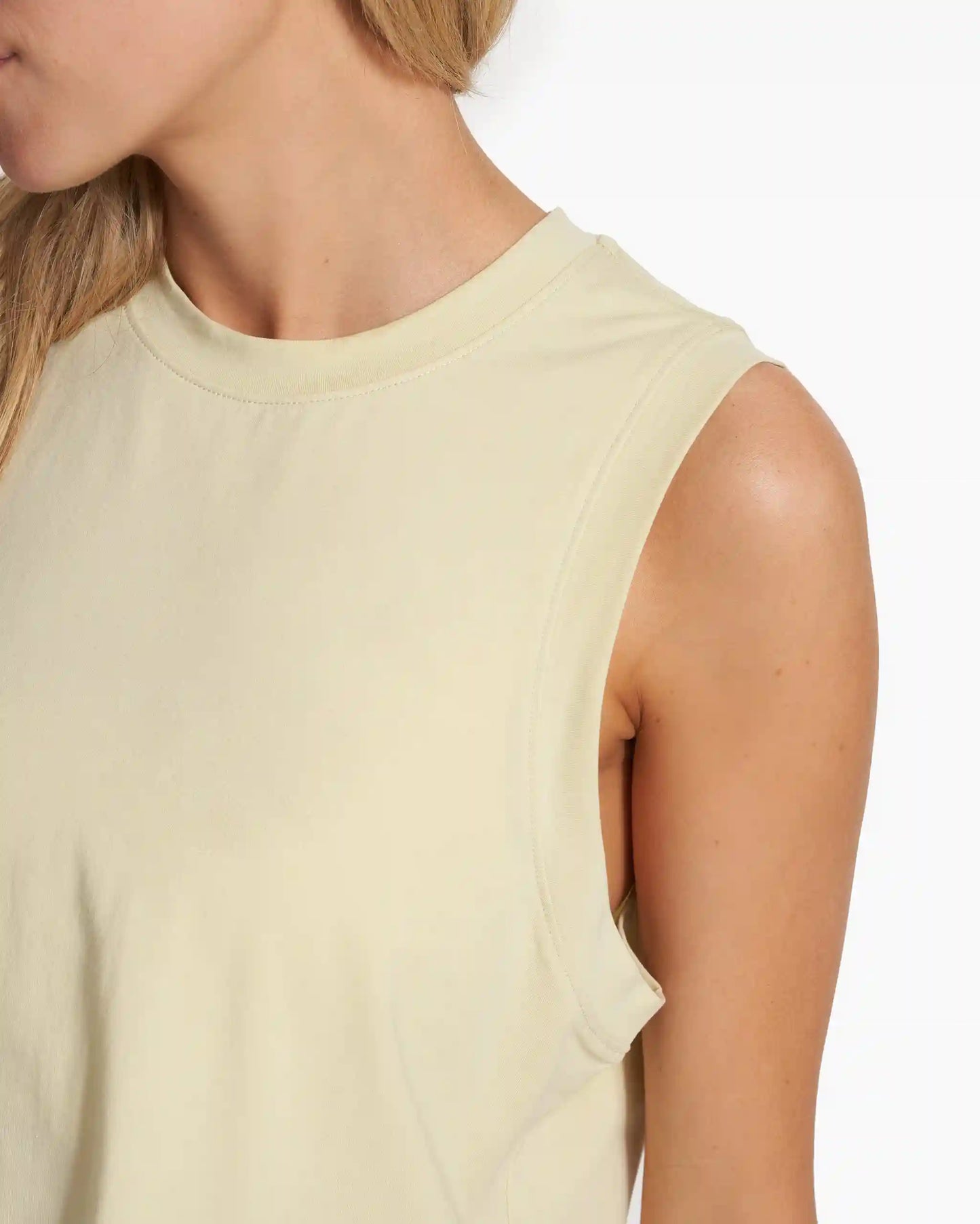 Feather Crop Tank