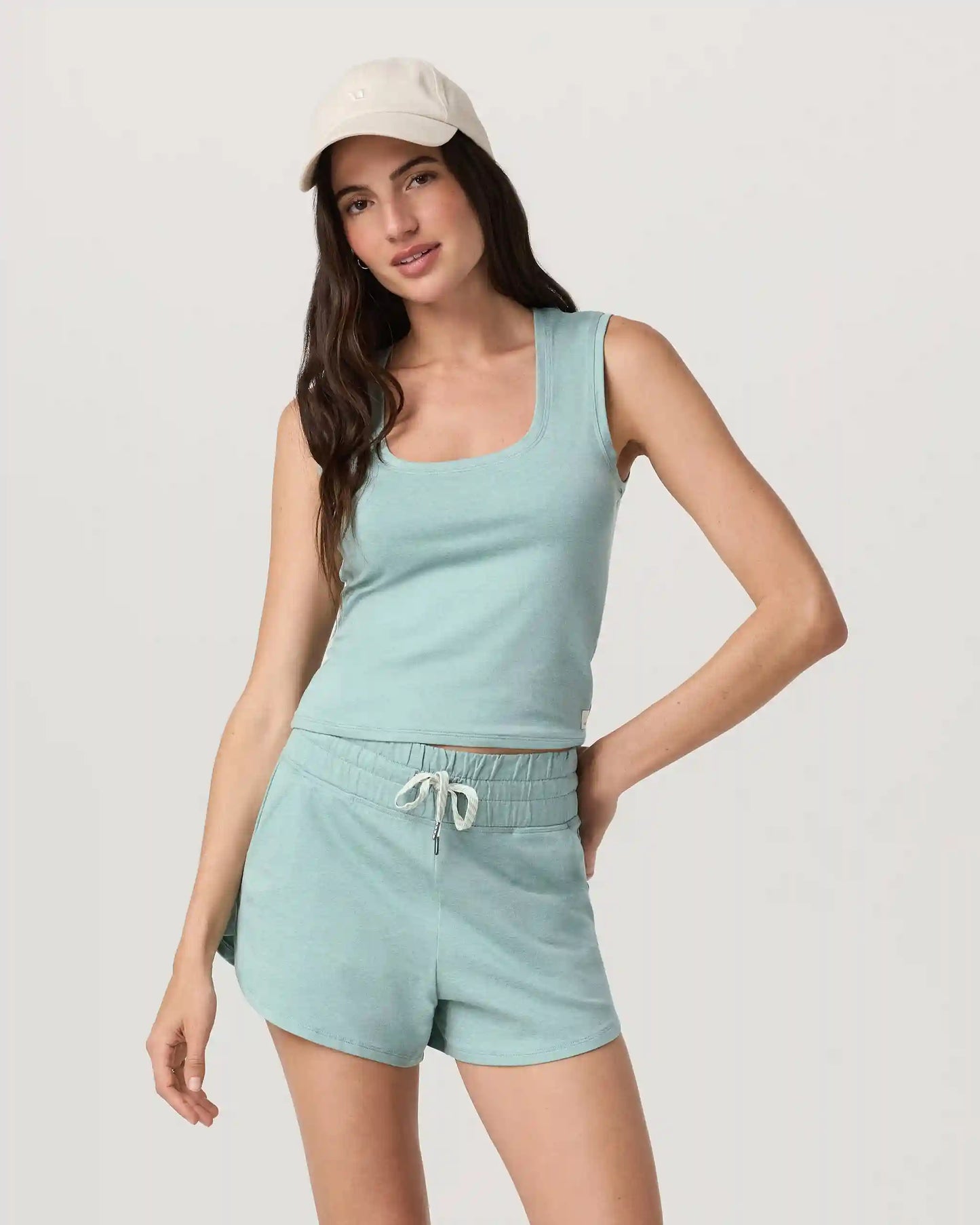 Halo Essential Scoop Tank