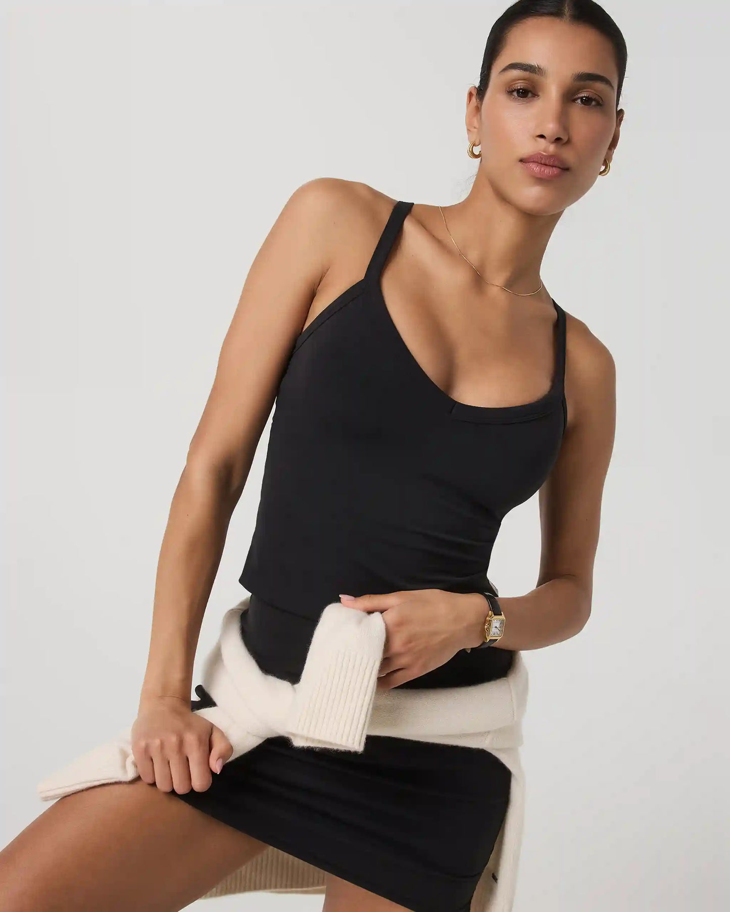 Vuori AllTheForm™ V Neck Tank