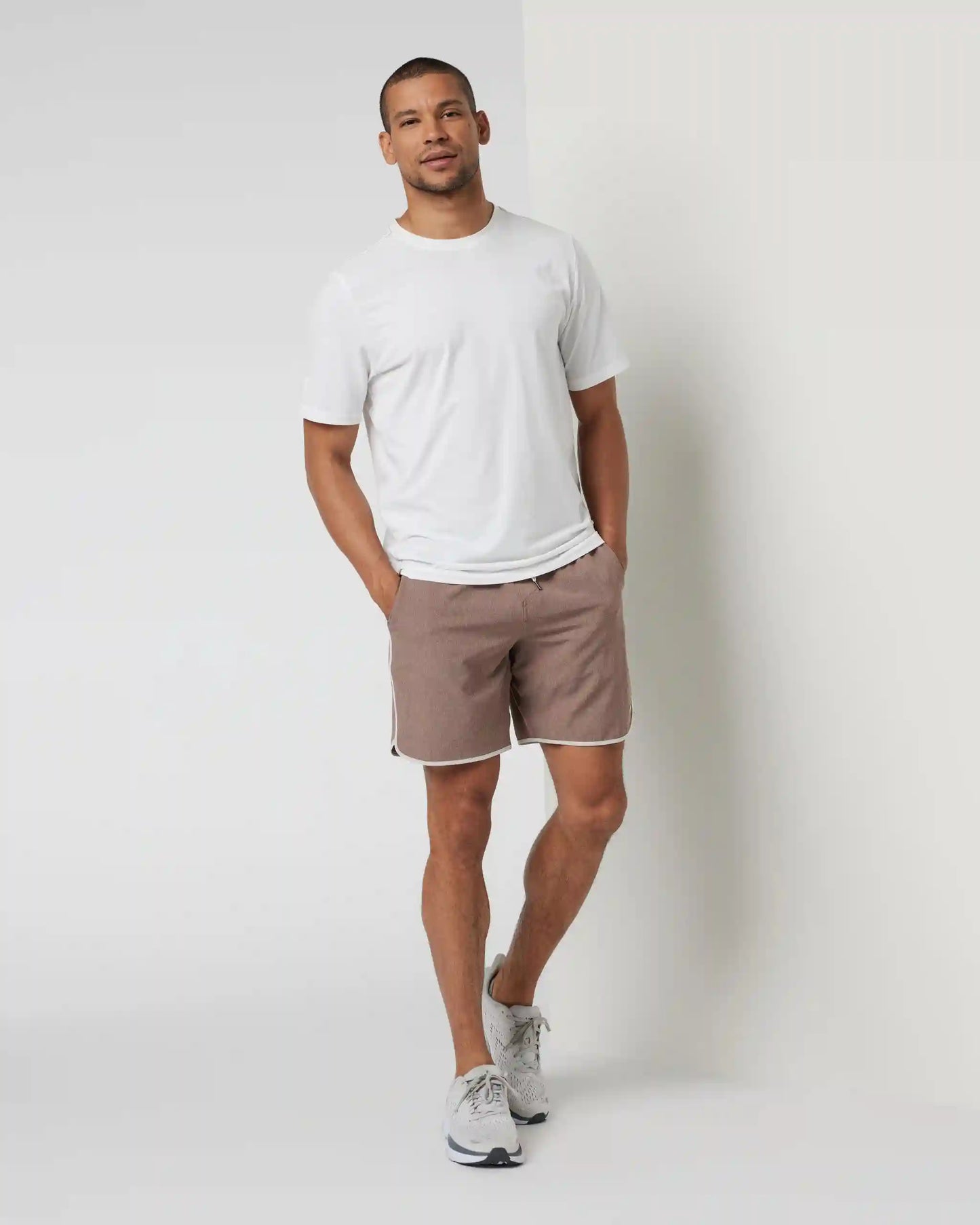 Banks Short Unlined 7"