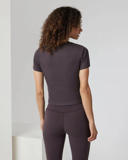 Pose Fitted Tee