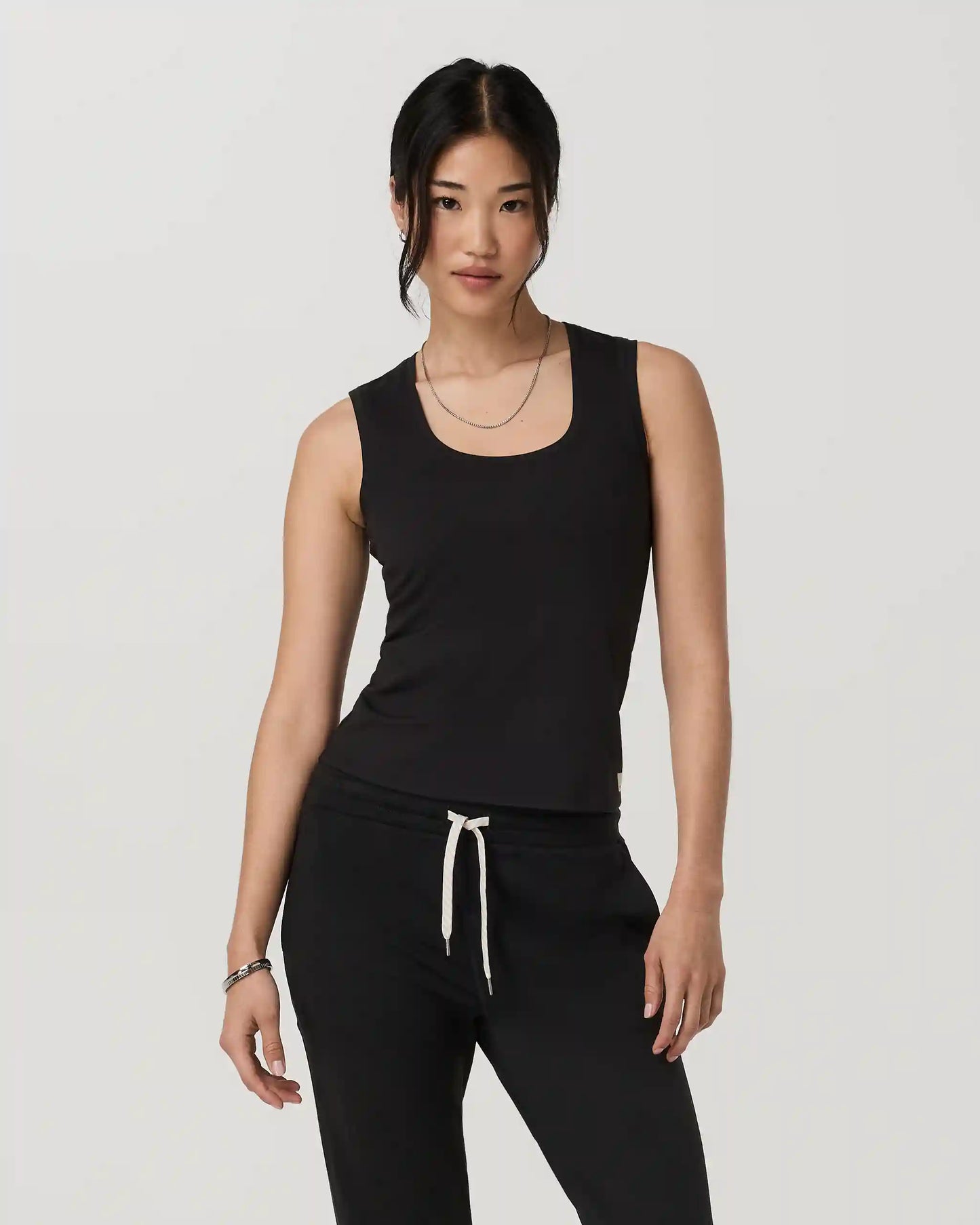 Halo Essential Scoop Tank Long