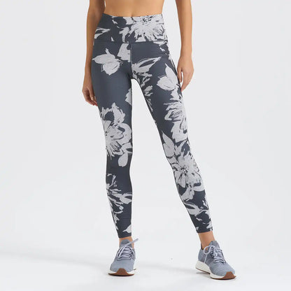 Clean Elevation Legging