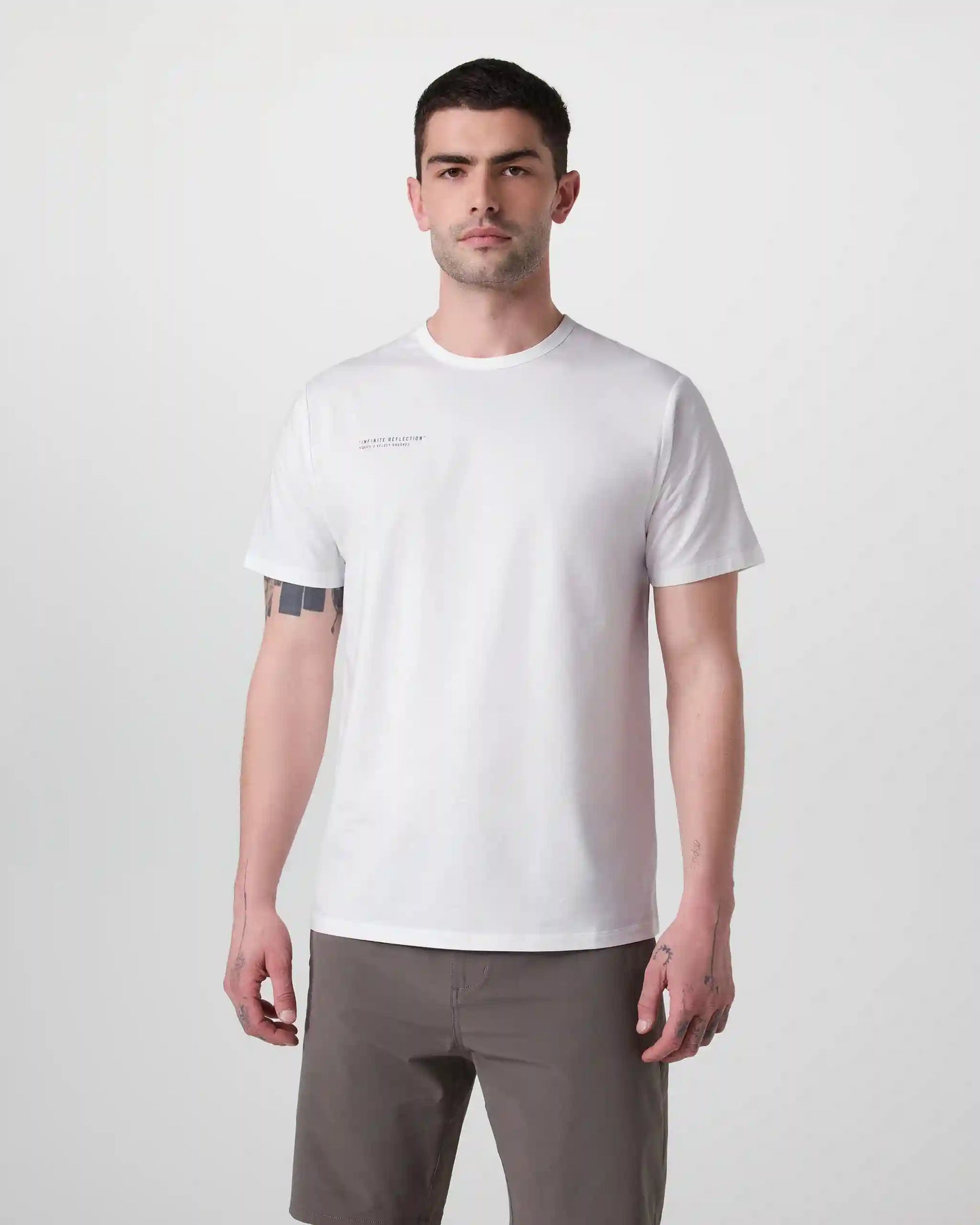 Feather Tee - Vuori x Kelsey Brookes