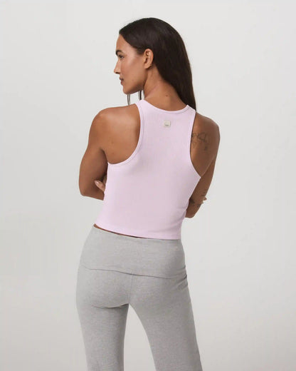 Pose Plyo Tank