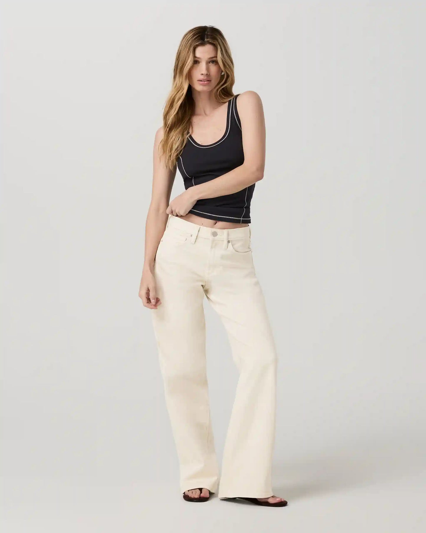 Pose Seams Tank