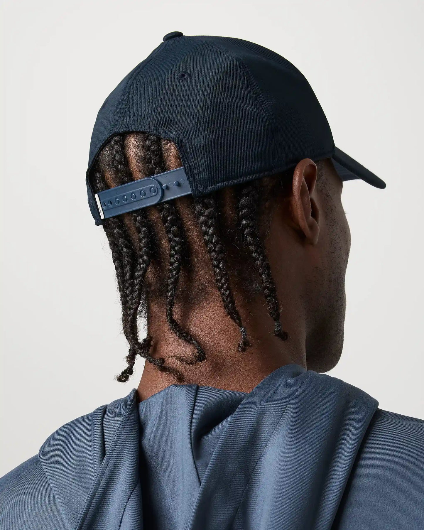 Vuori Logo Signal Golf Hat