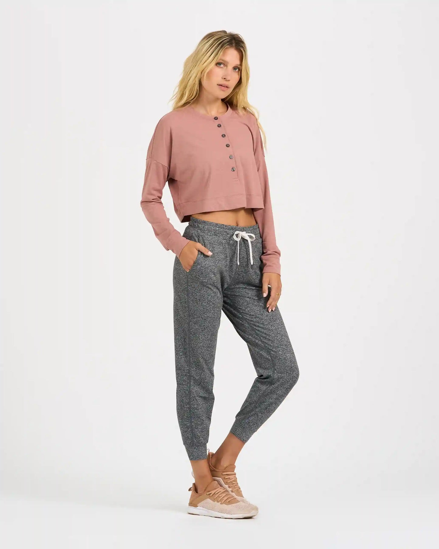 Avalon Henley