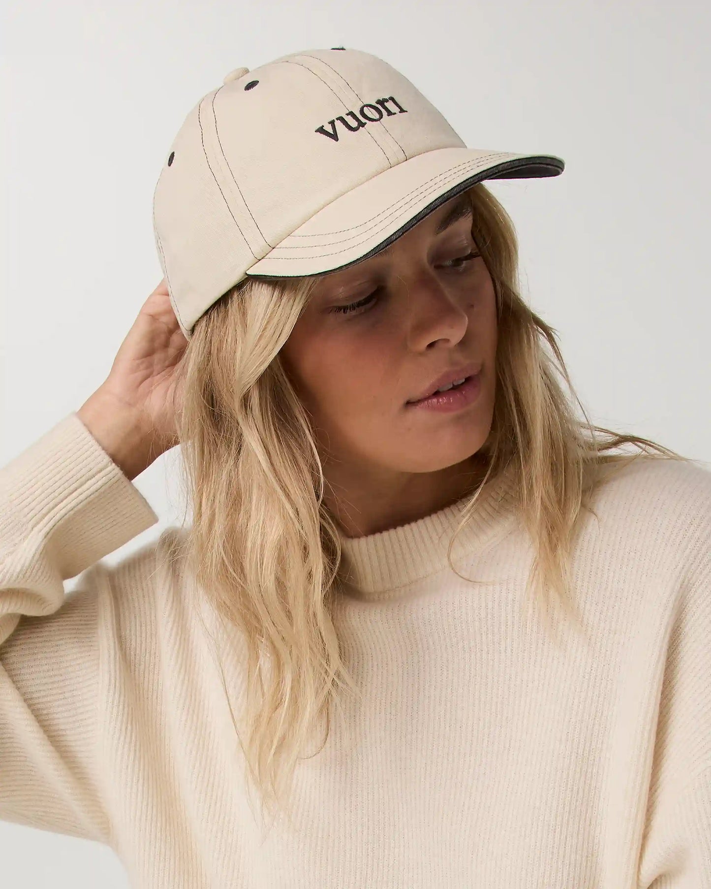 Contrast Stitch Hat