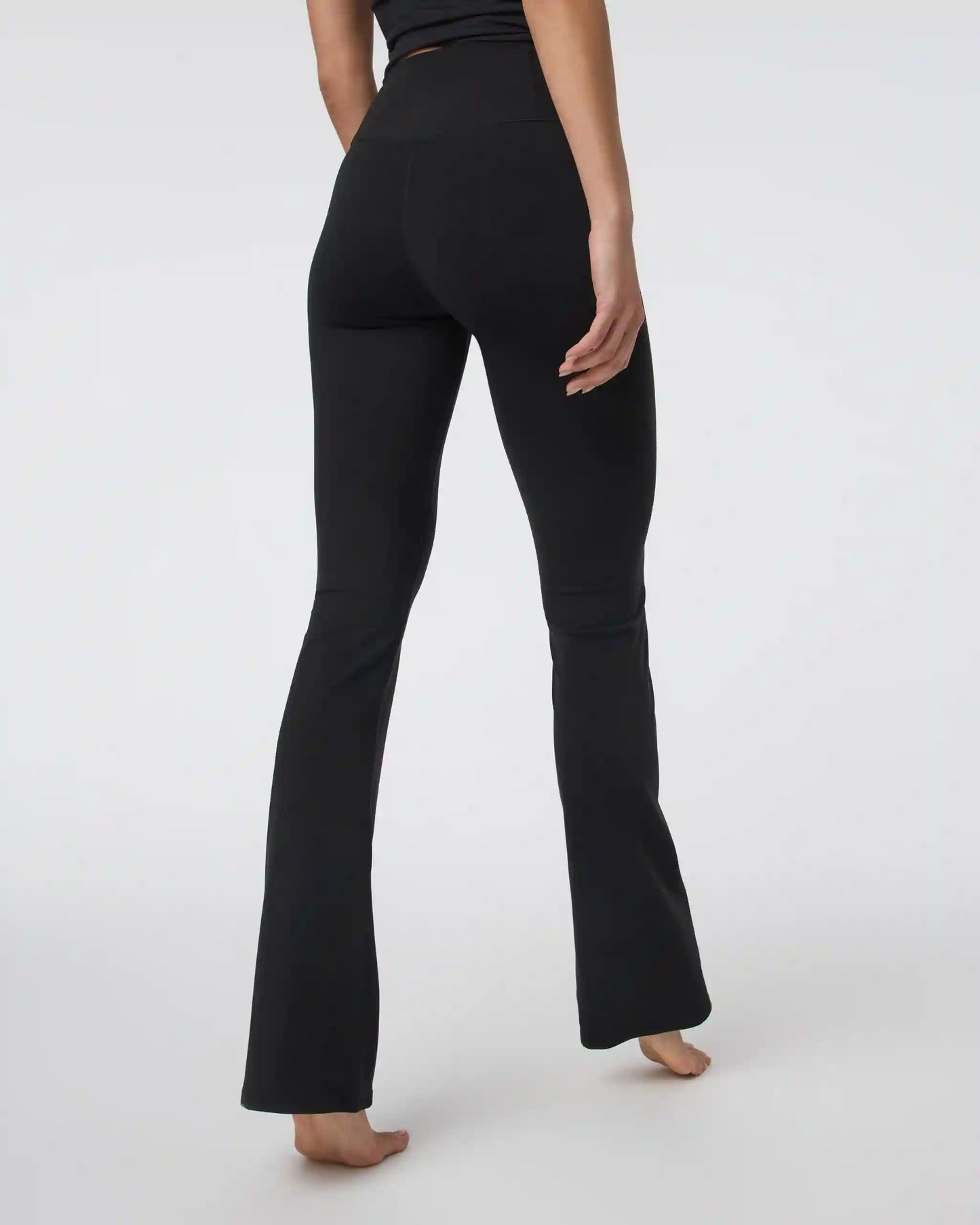 Vuori AllTheFeels™ Slim Flare - Long