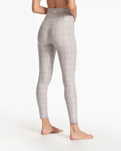 Clean Elevation Legging