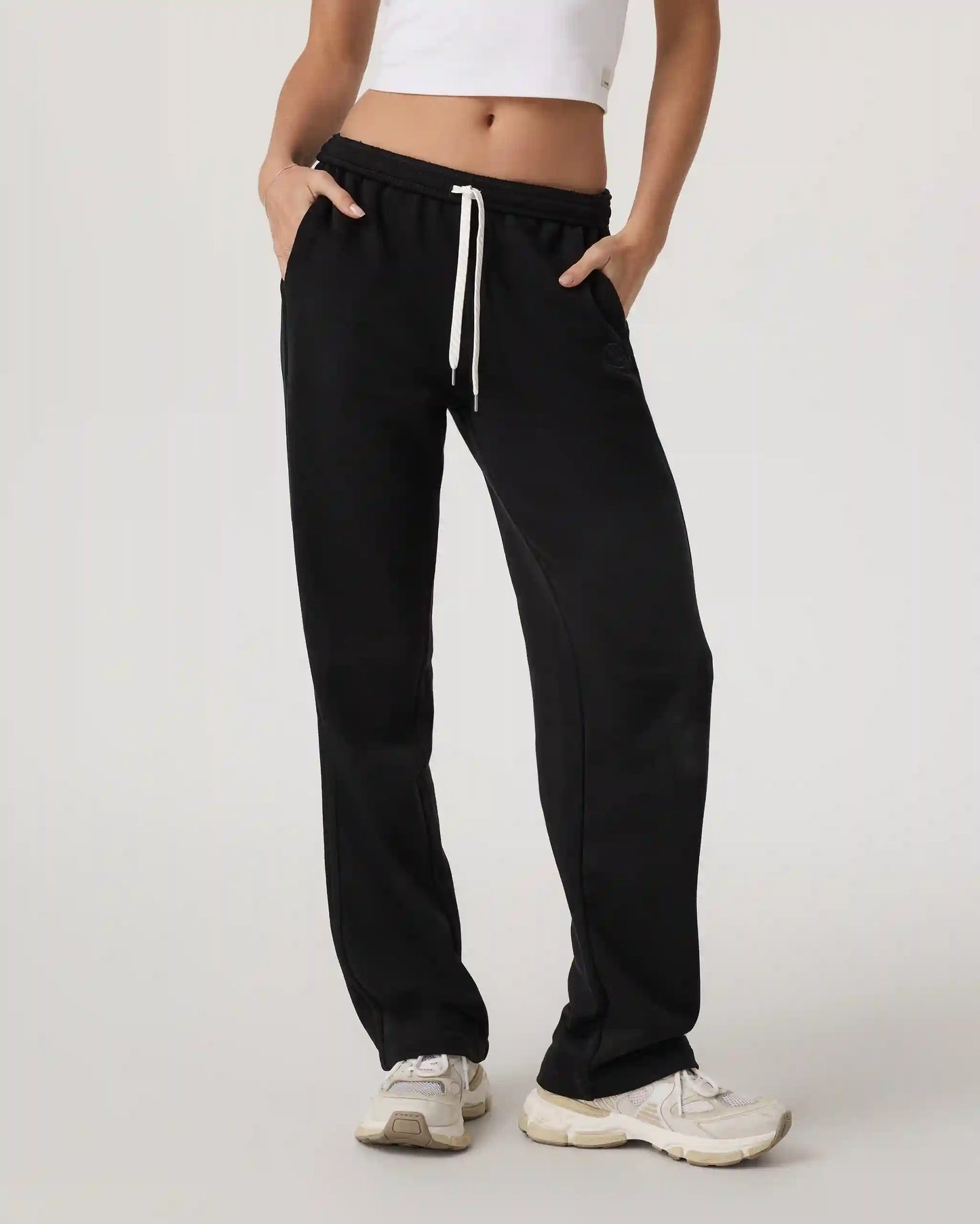 Sedona Straight Leg Sweatpant - Short