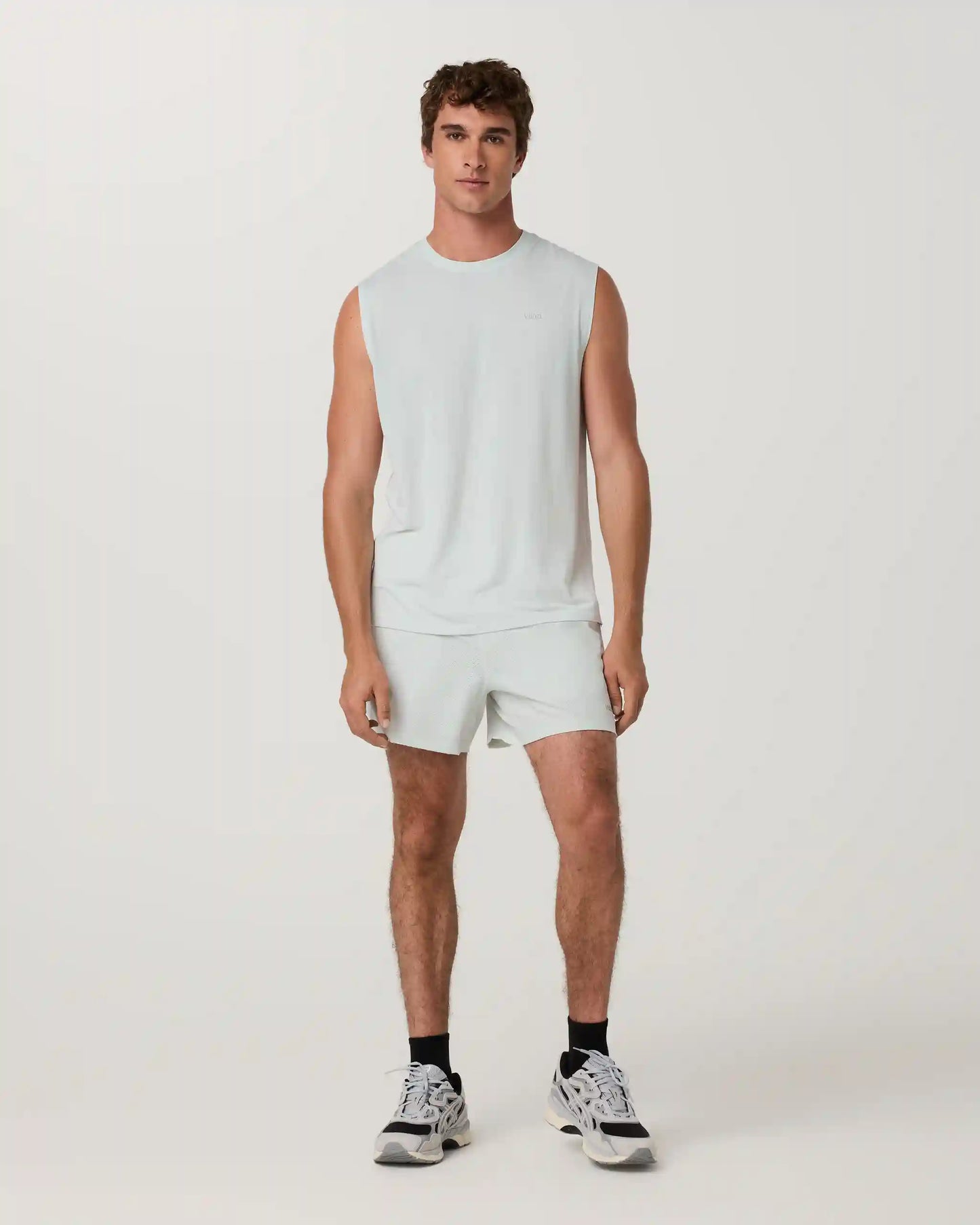 Sleeveless Strato Breathe Tank