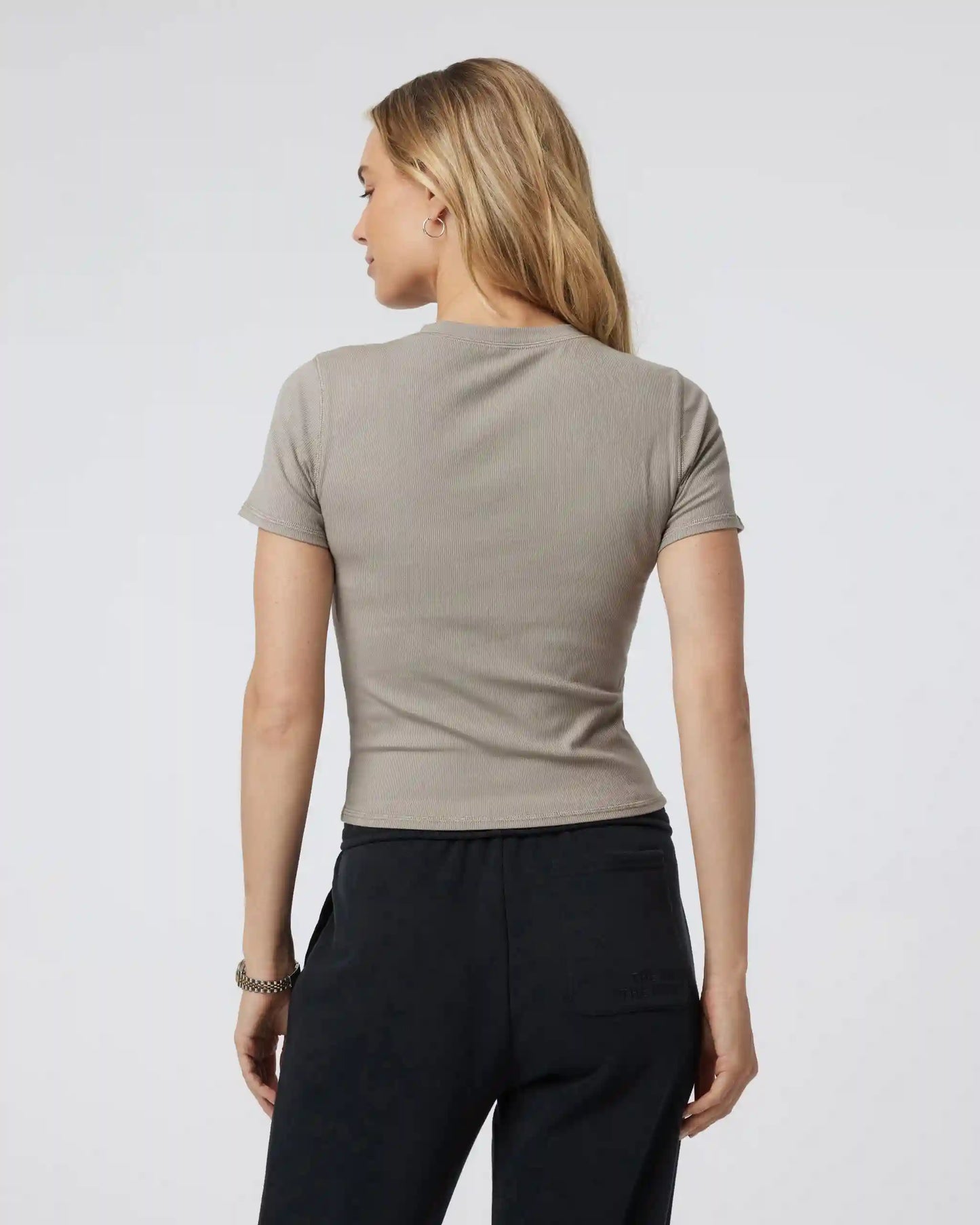 Pose Fitted Tee