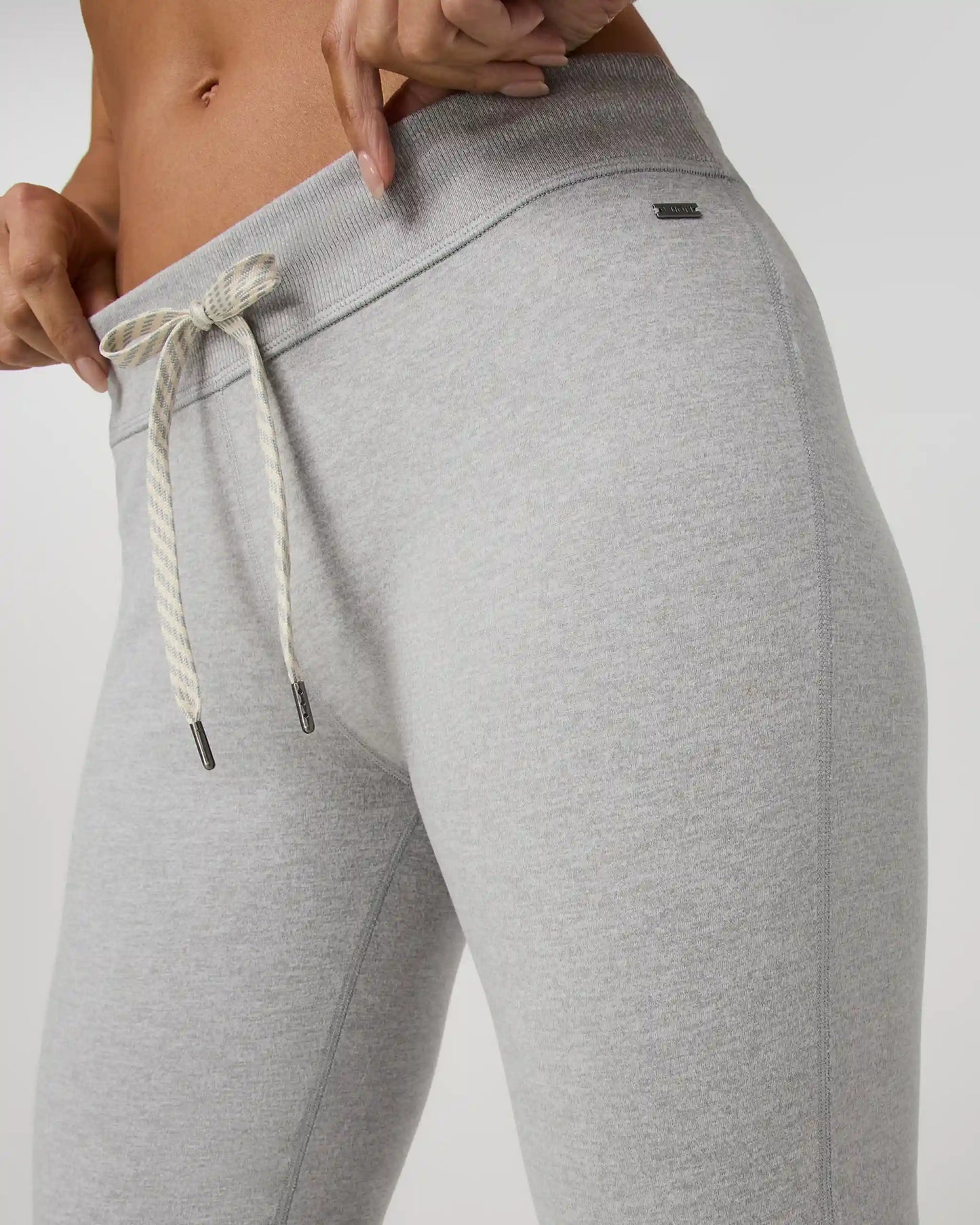 Halo Slim Flare Ankle Pant