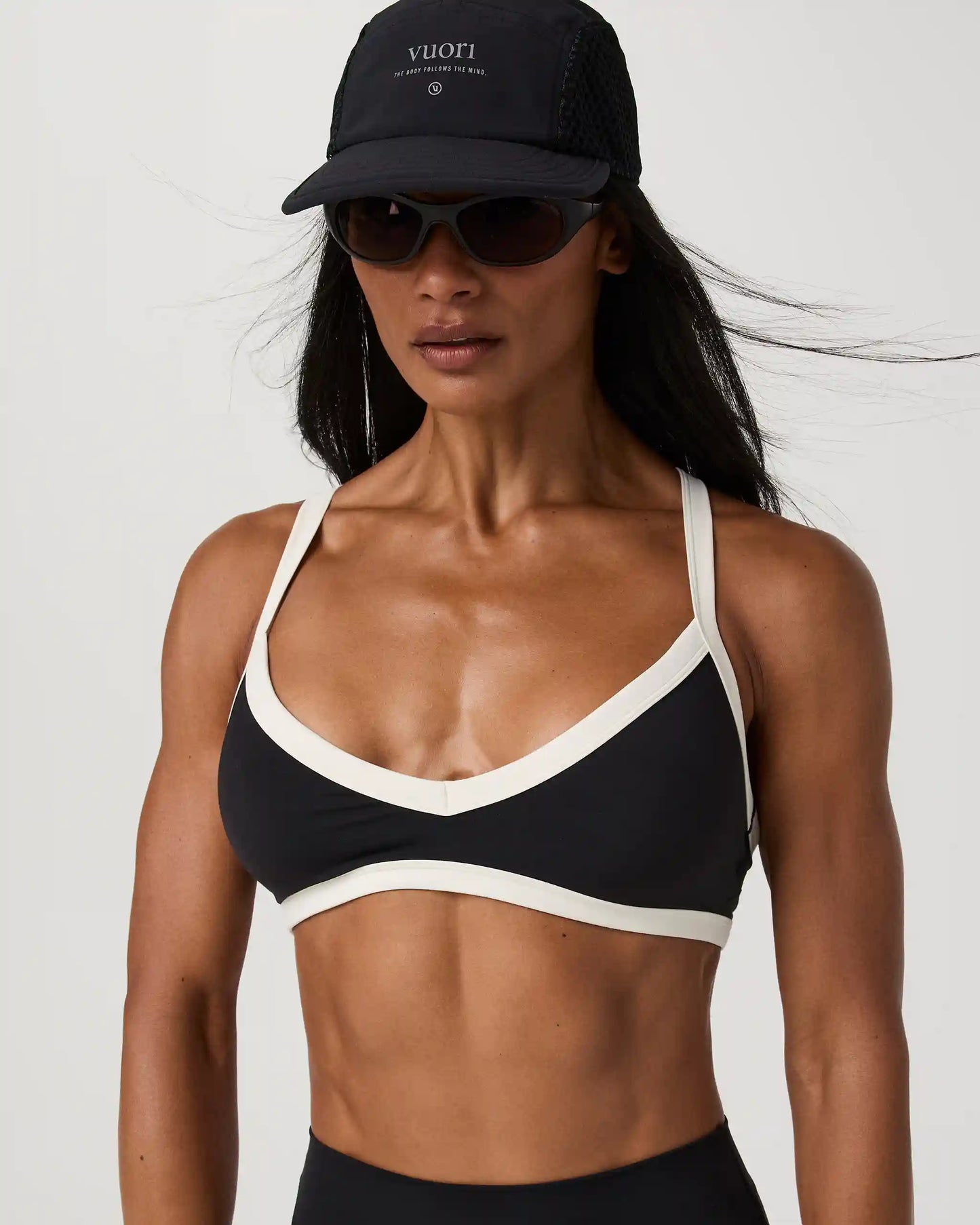 Vuori AllTheForm™ V Neck Bra