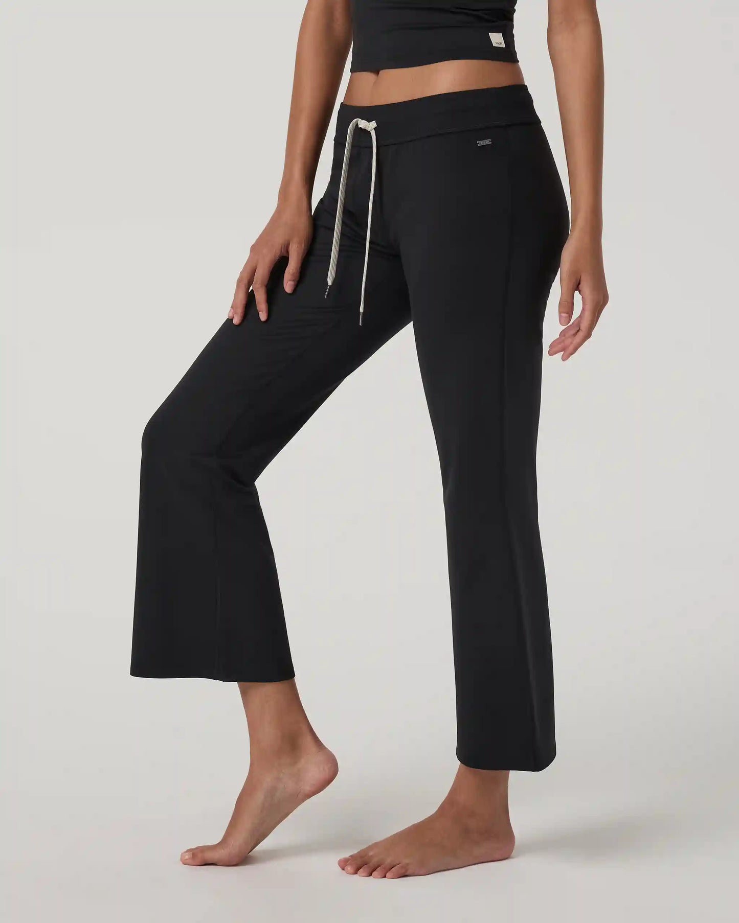 Halo Slim Flare Ankle Pant