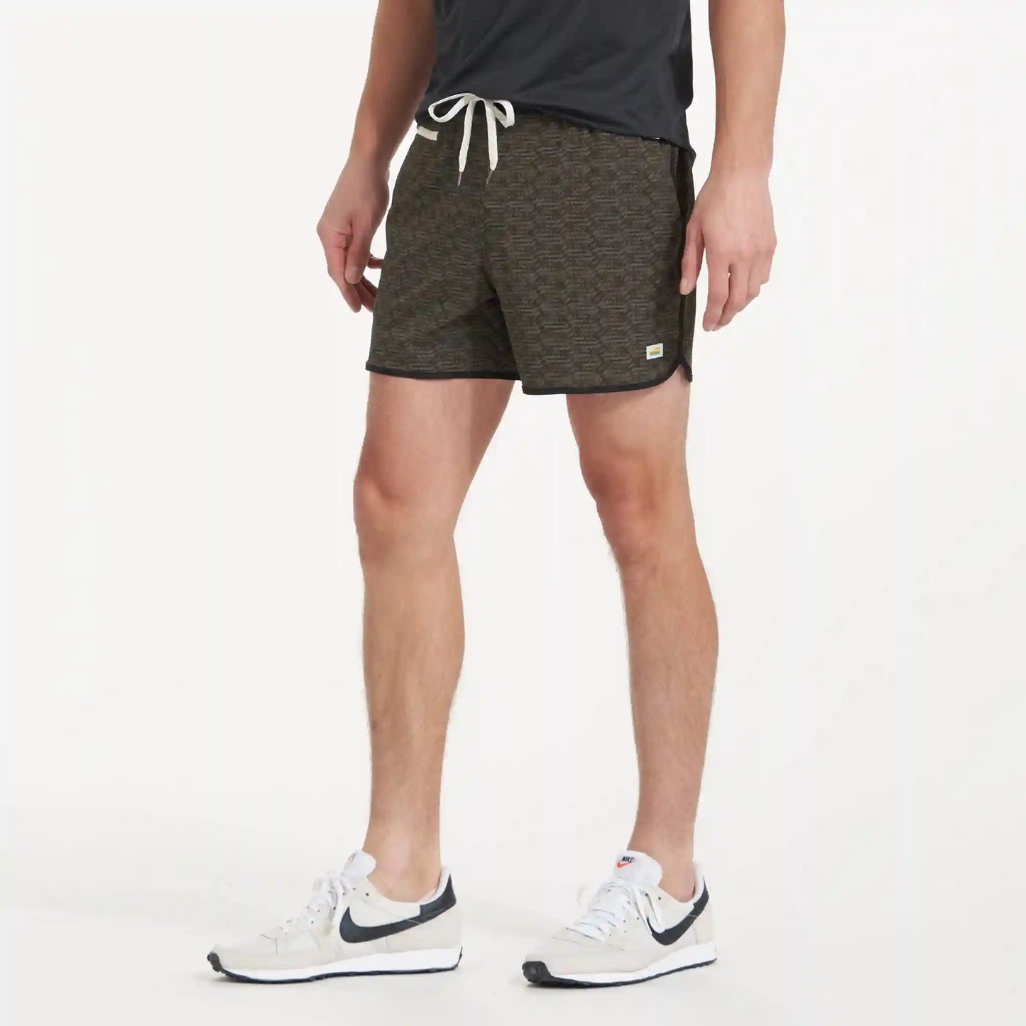 Banks Short Unlined 5"