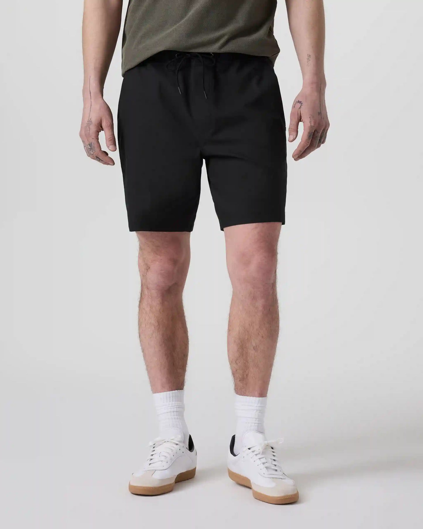 Cascade Crinkle Elastic Waist Short 8"
