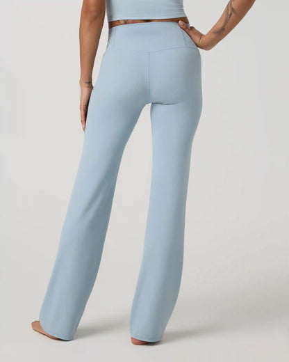 Vuori AllTheFeels™ Straight Leg - Short