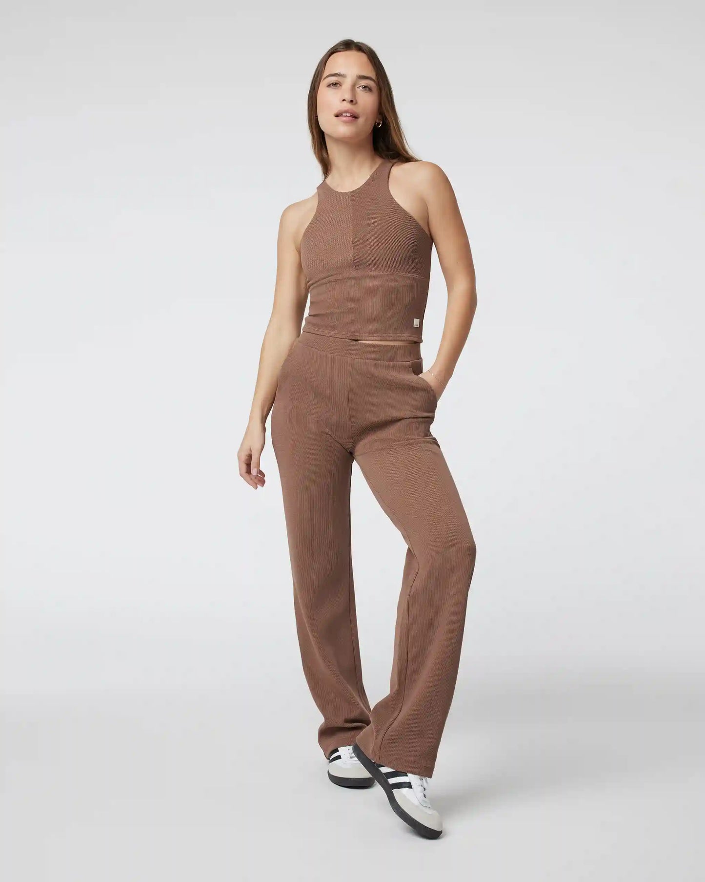 Aston Rib Crop