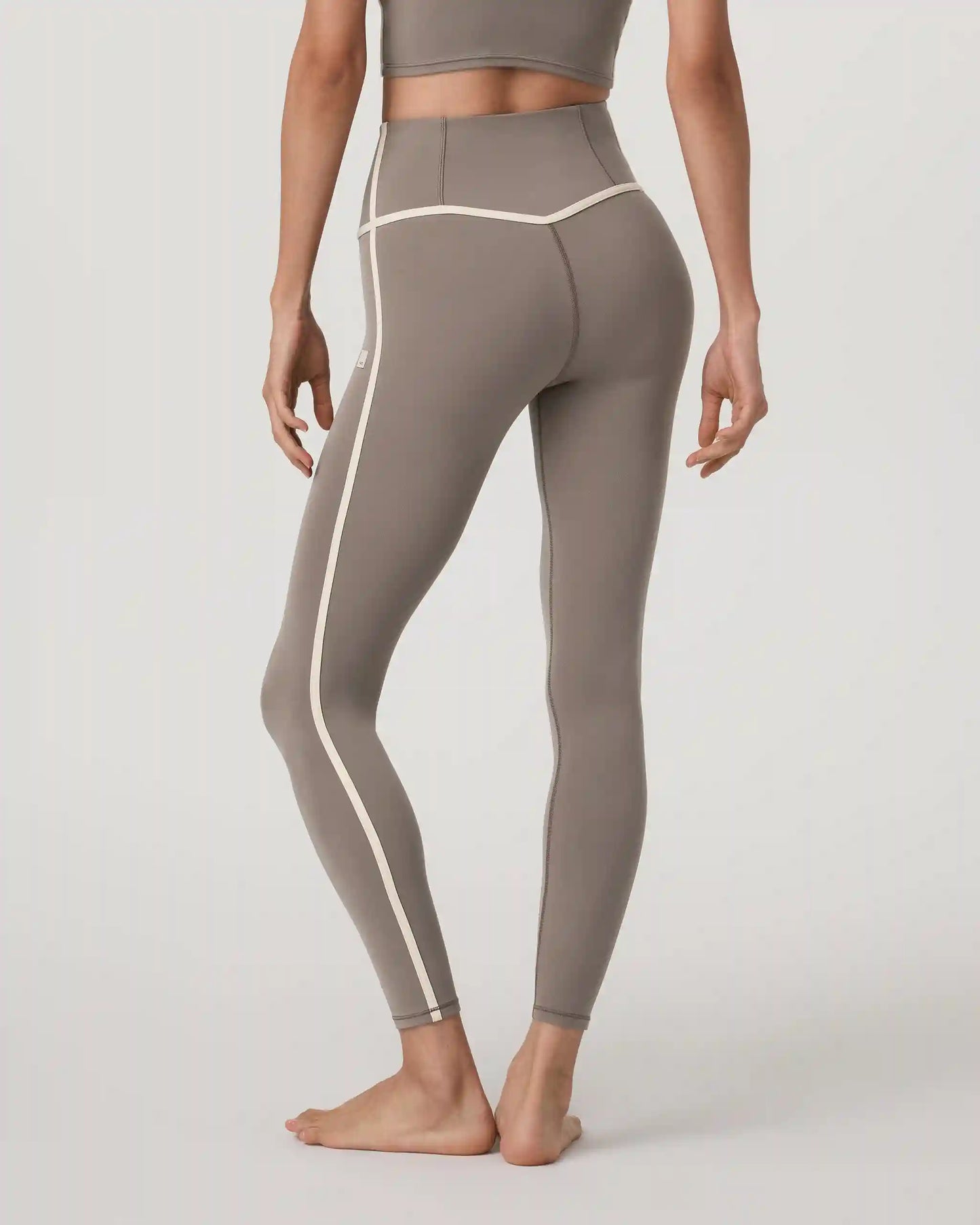 Vuori AllTheFeels™ Corset Legging