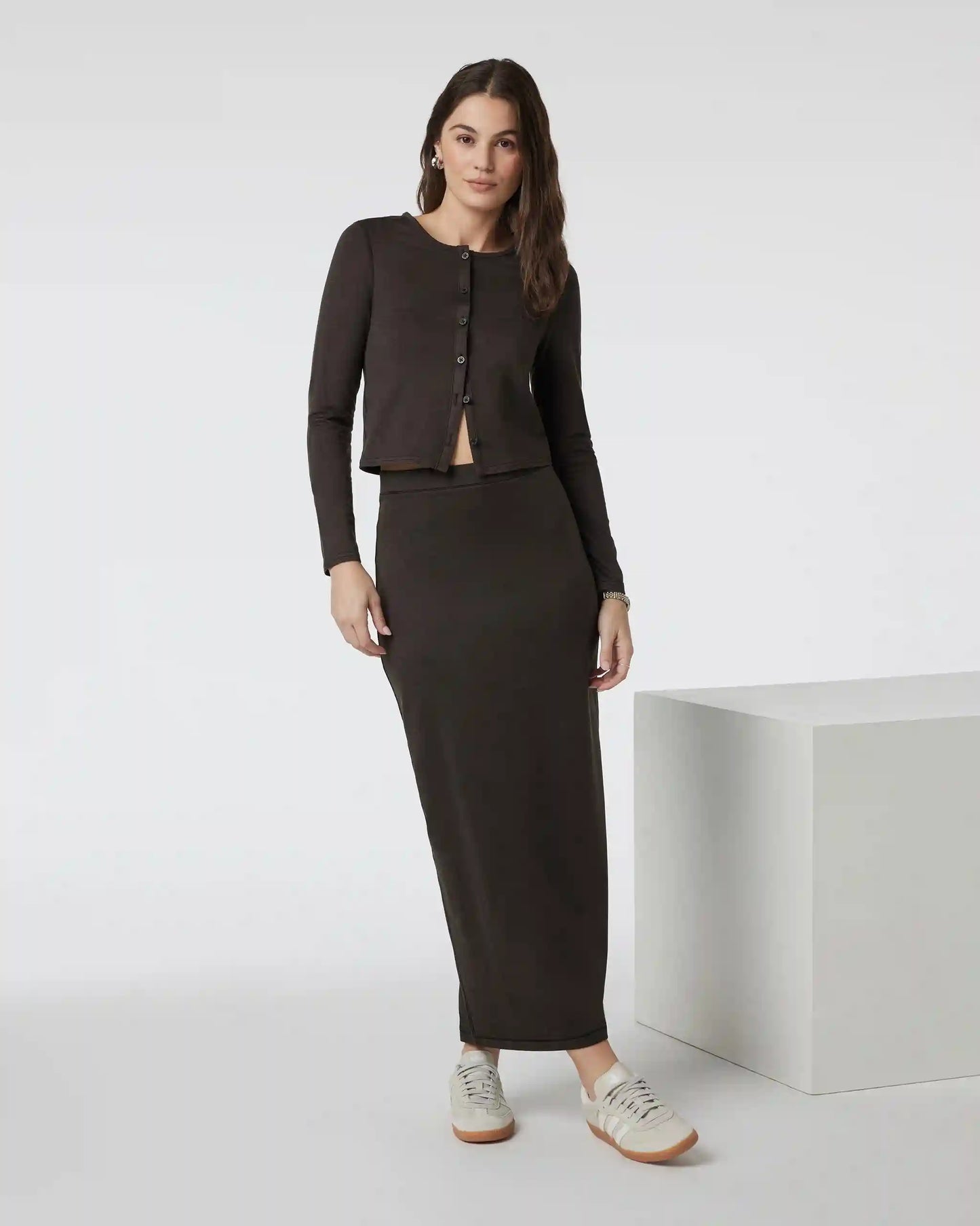 Halo Column Skirt