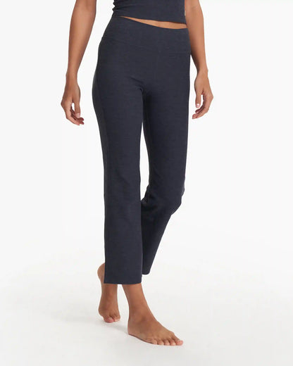 Mid Rise Elevation Slim Bootcut