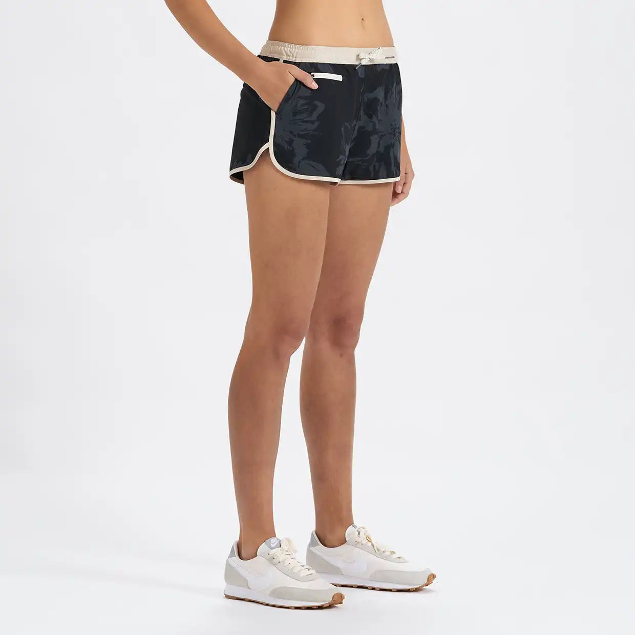 Tavi Short