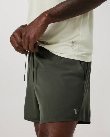 Course Short Unlined 5"
