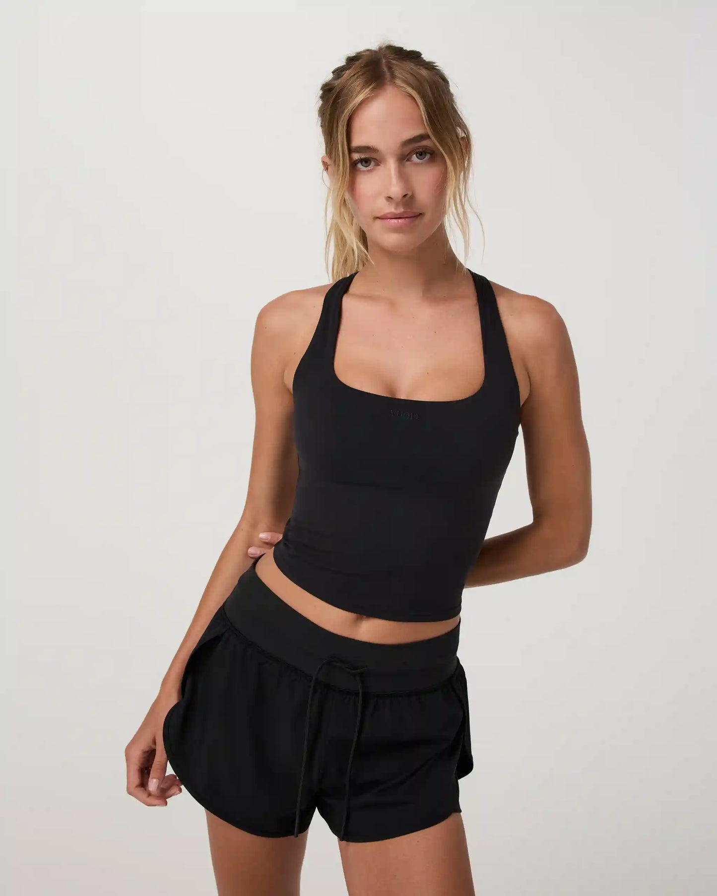 Vuori AllTheForm™ Logo Tank
