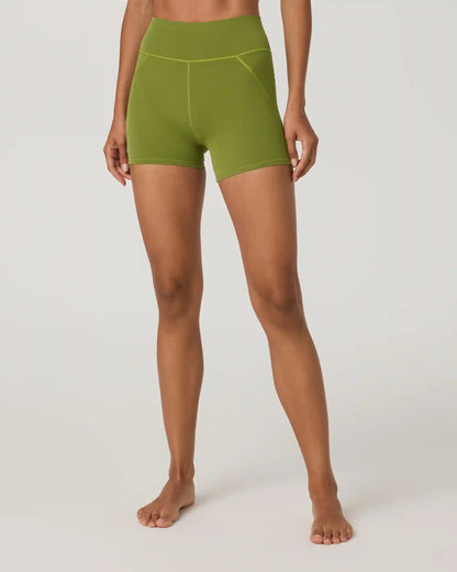 Vuori AllTheFeels™ Linework Short 4"