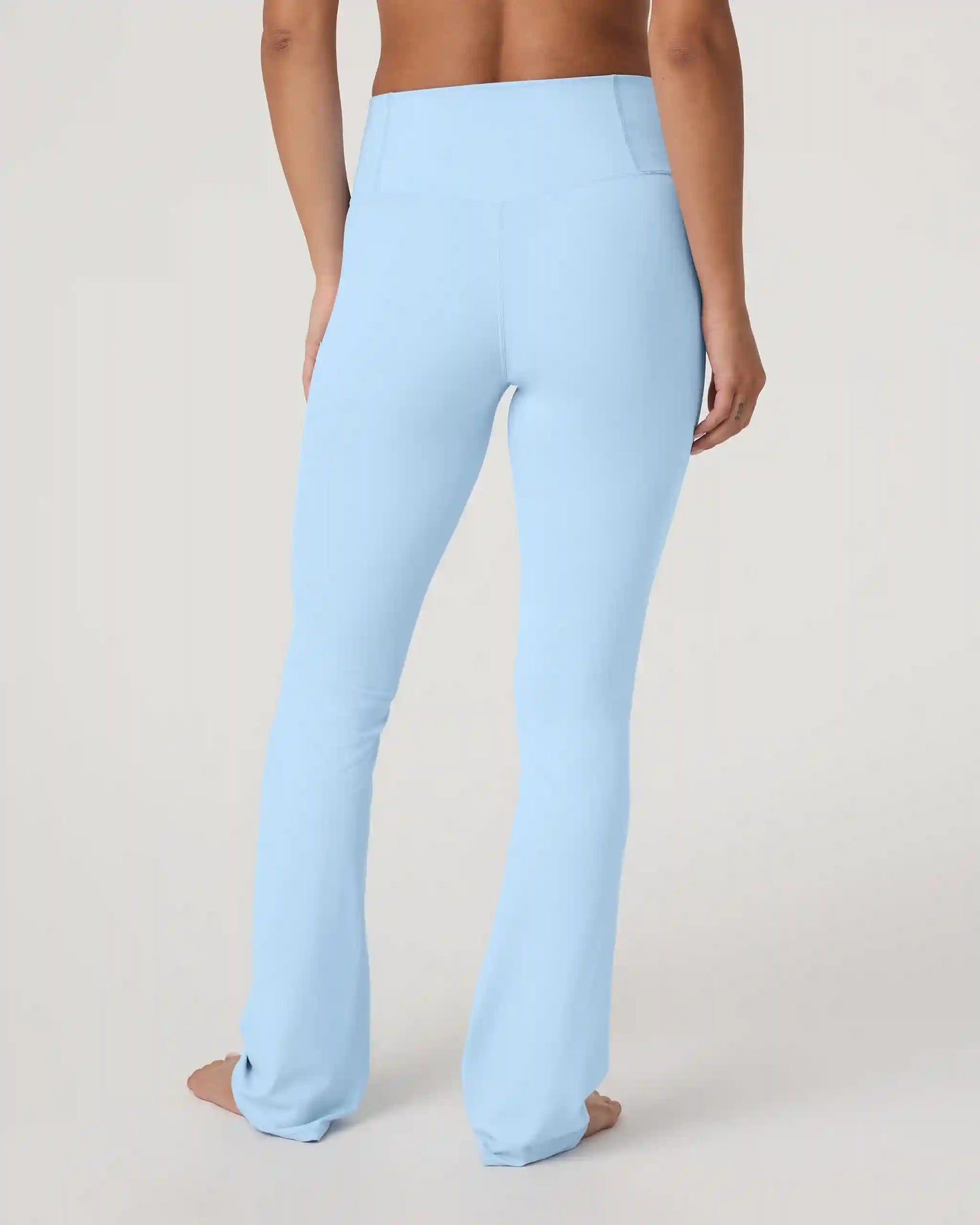 Vuori AllTheFeels™ Slim Flare