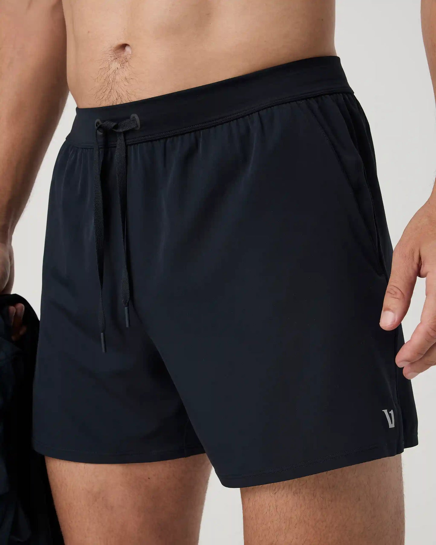 Course Short Unlined 5"