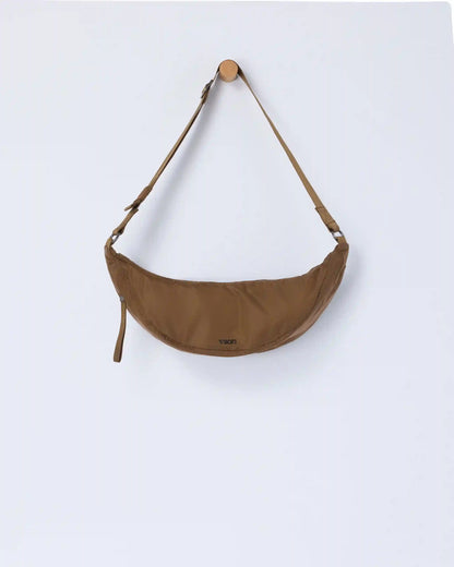 Vuori Arden Crescent Sling