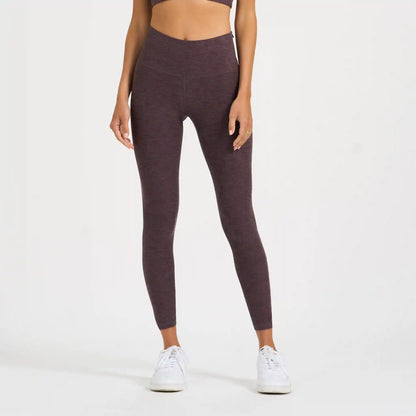 Clean Elevation Legging