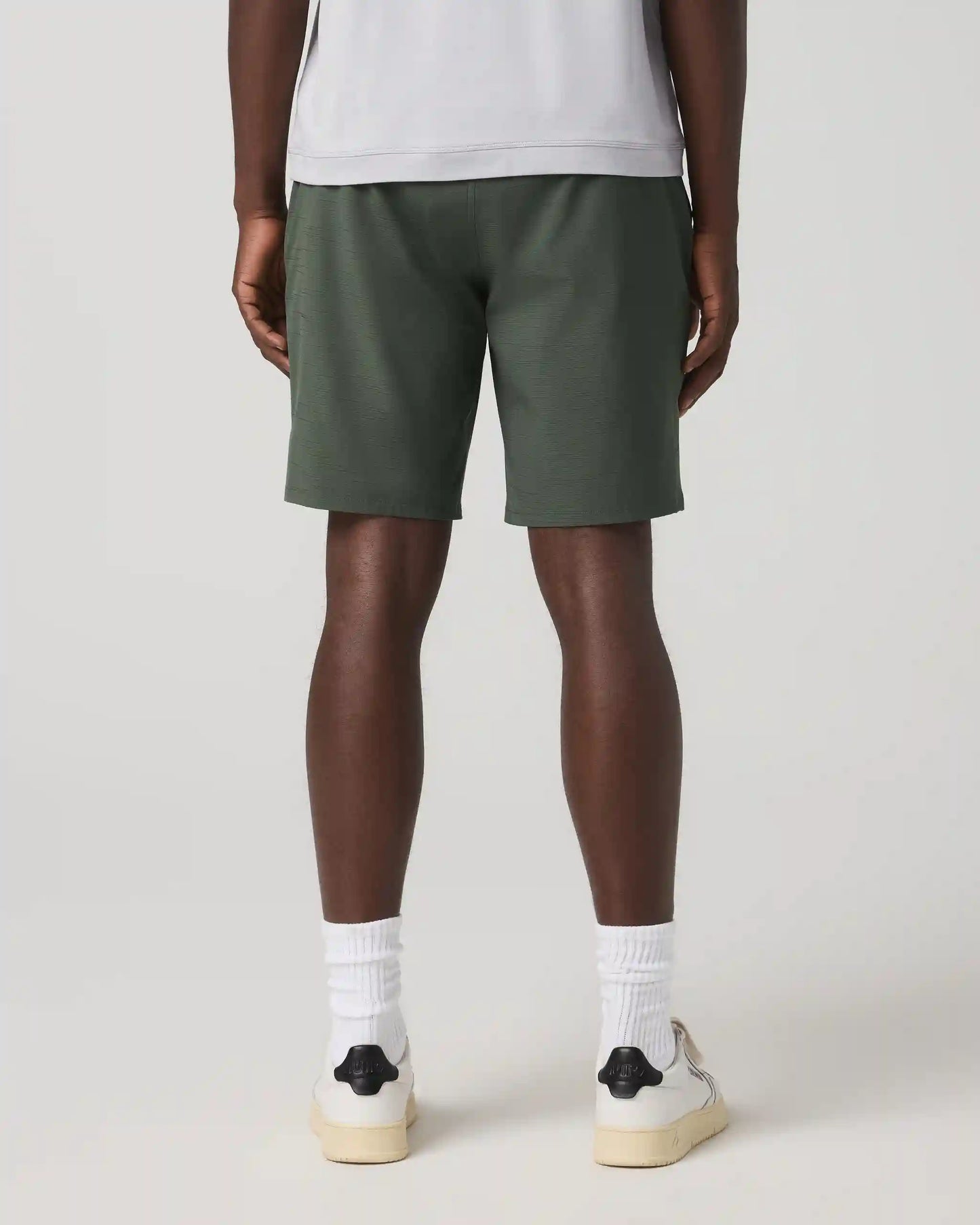 Aim Short 8"