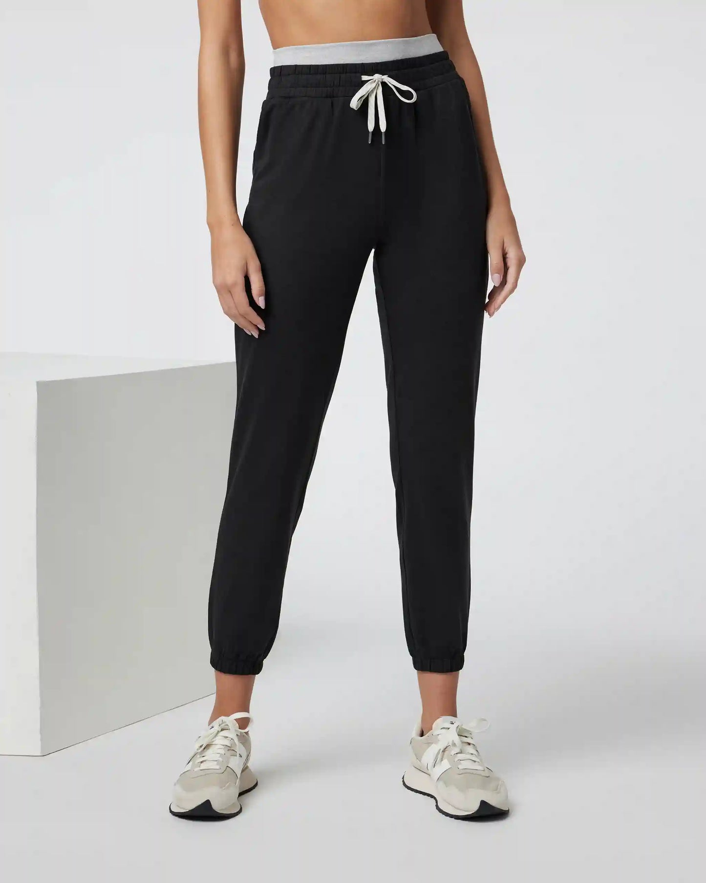 Halo Warm-Up Jogger