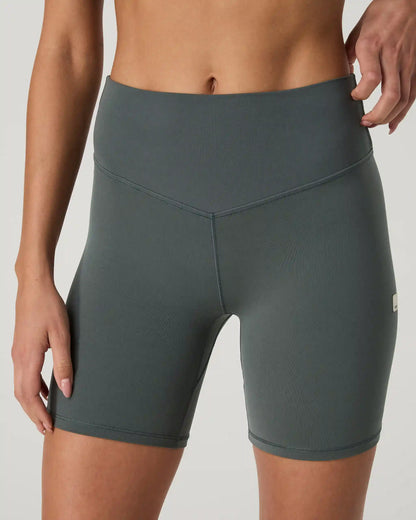 Vuori AllTheForm™ Short 6"