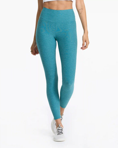 Clean Elevation Legging