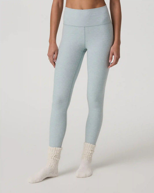 Clean Elevation Legging
