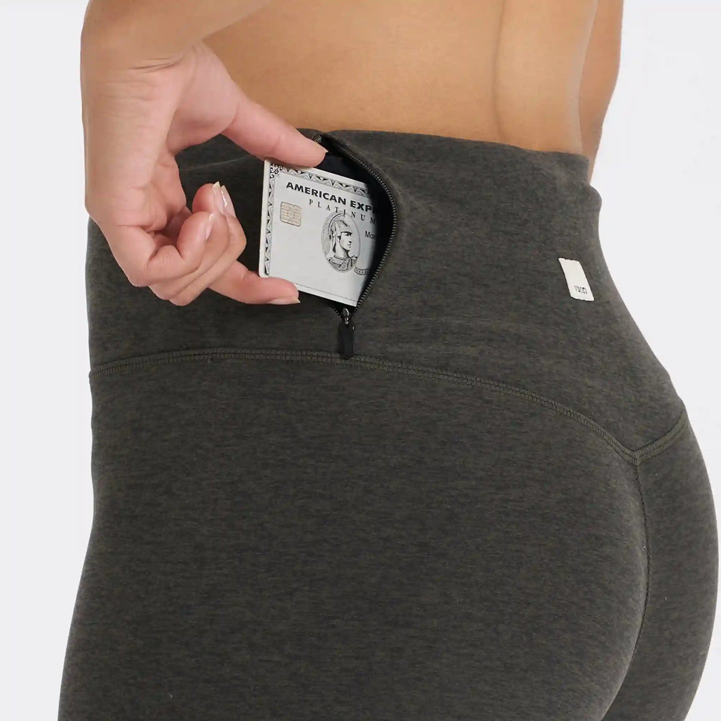 Clean Elevation Legging