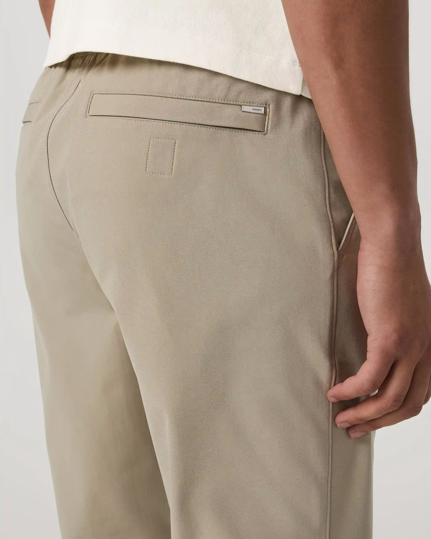 Vuori Meta™ Elastic Waist Pant Classic Fit 32"