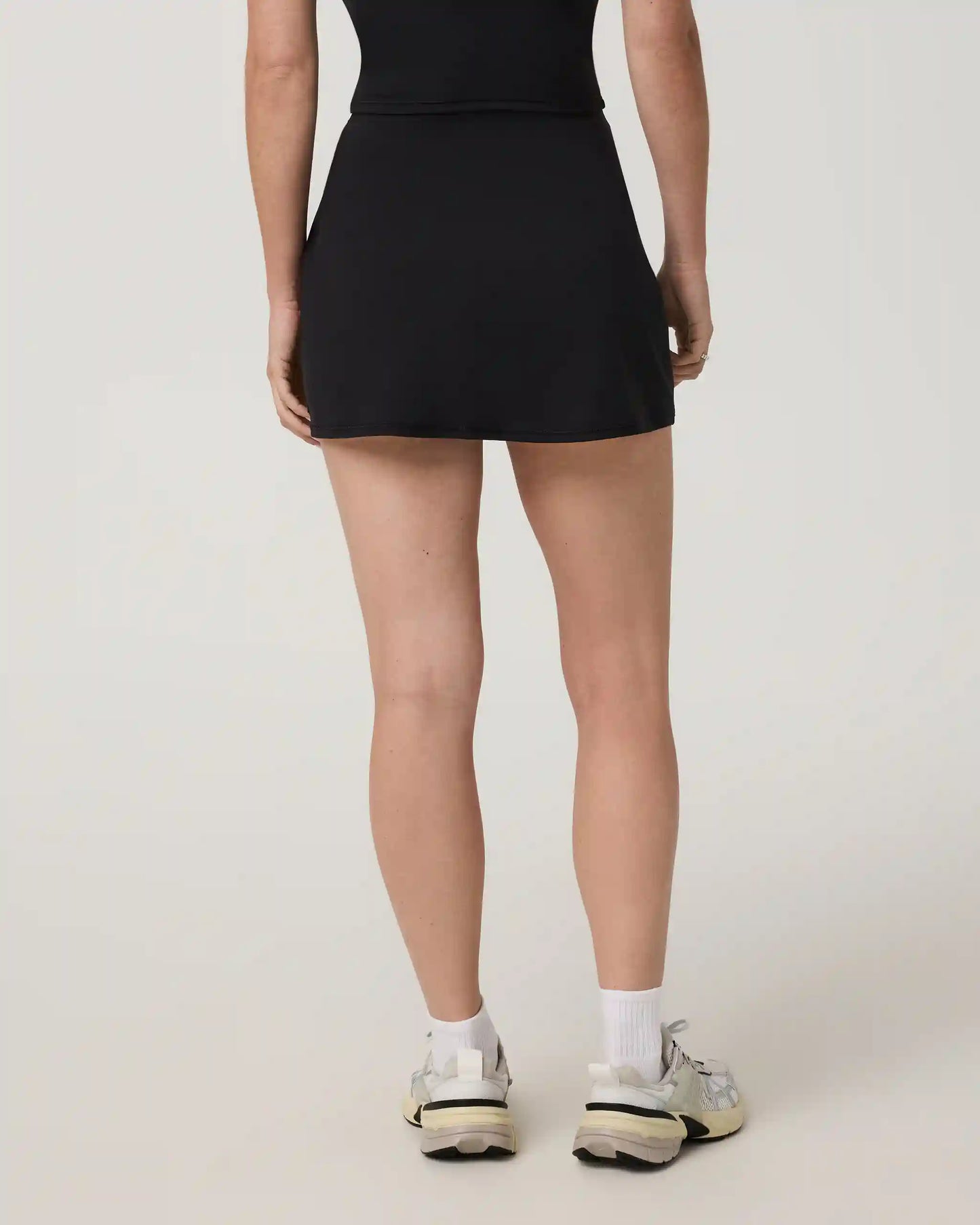 Vuori AllTheForm™ Skirt