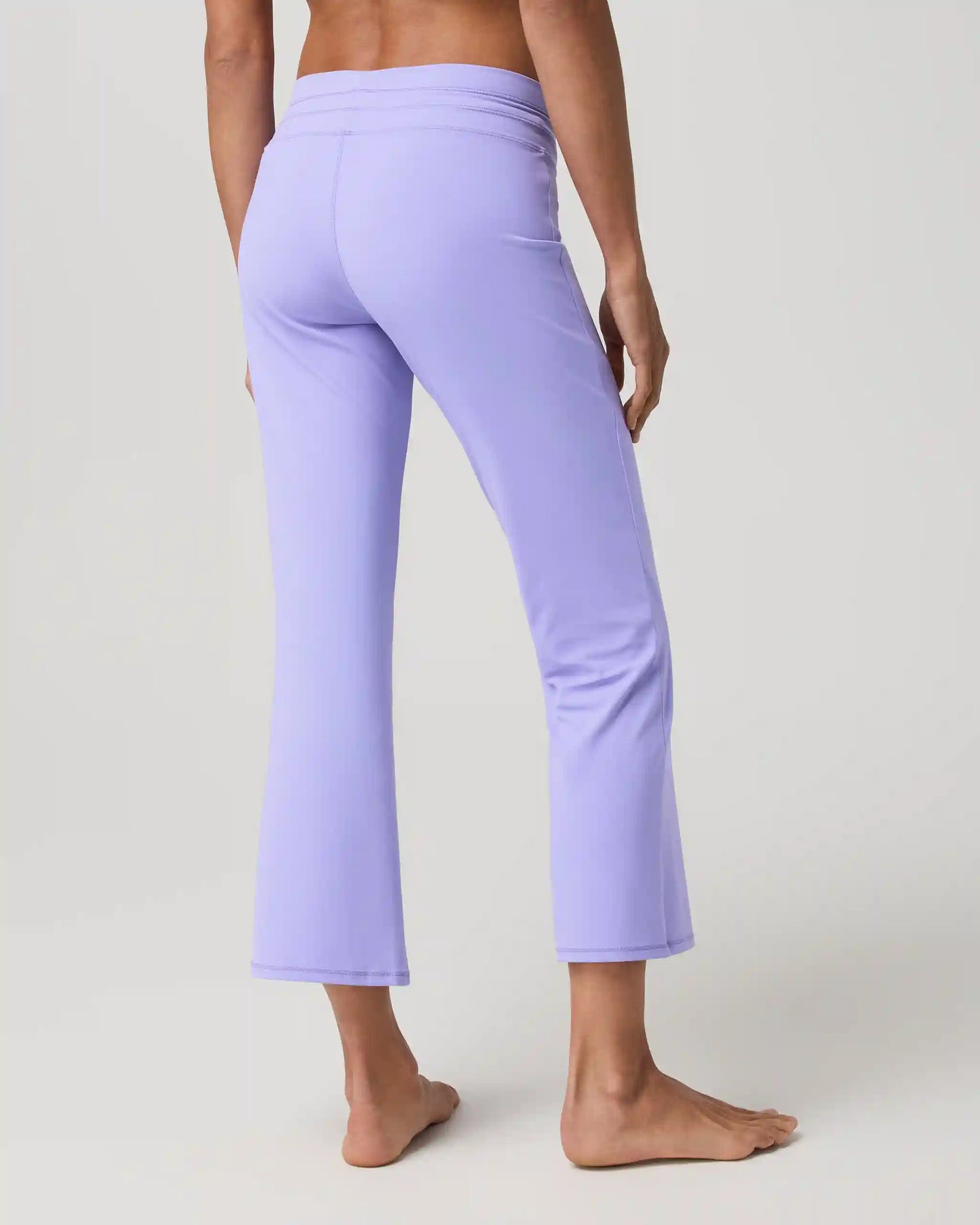 Daily Form Ankle Pant