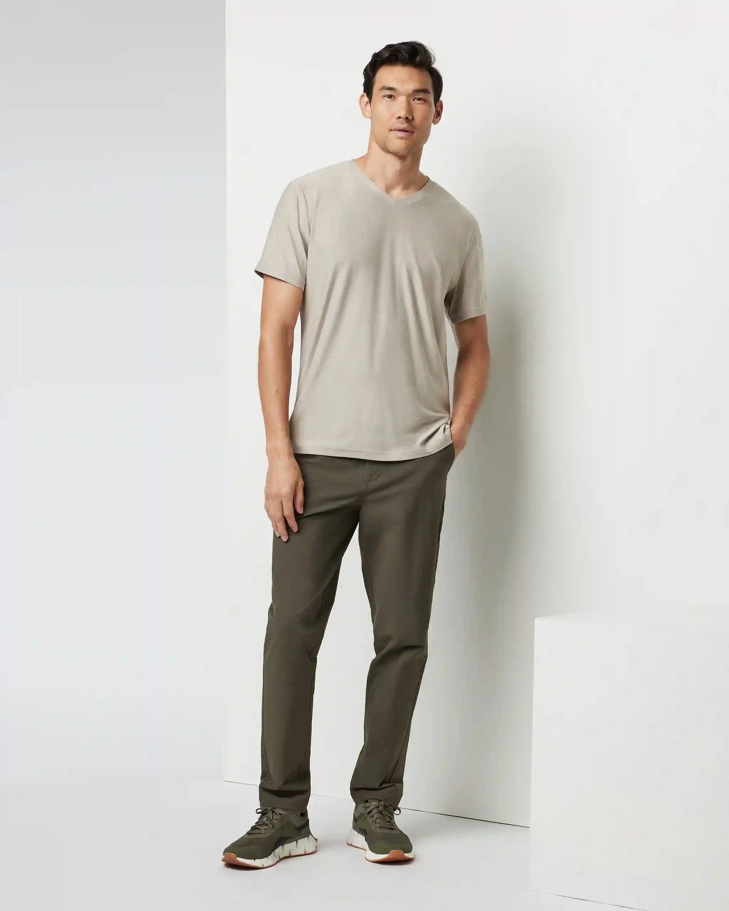 Strato Tech V-Neck Tee