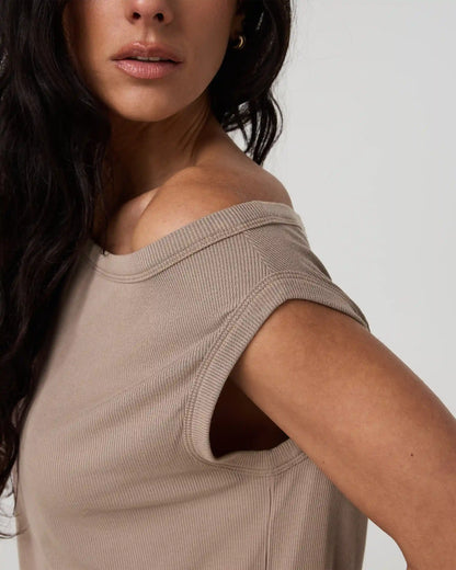 Cove Asymmetric Top
