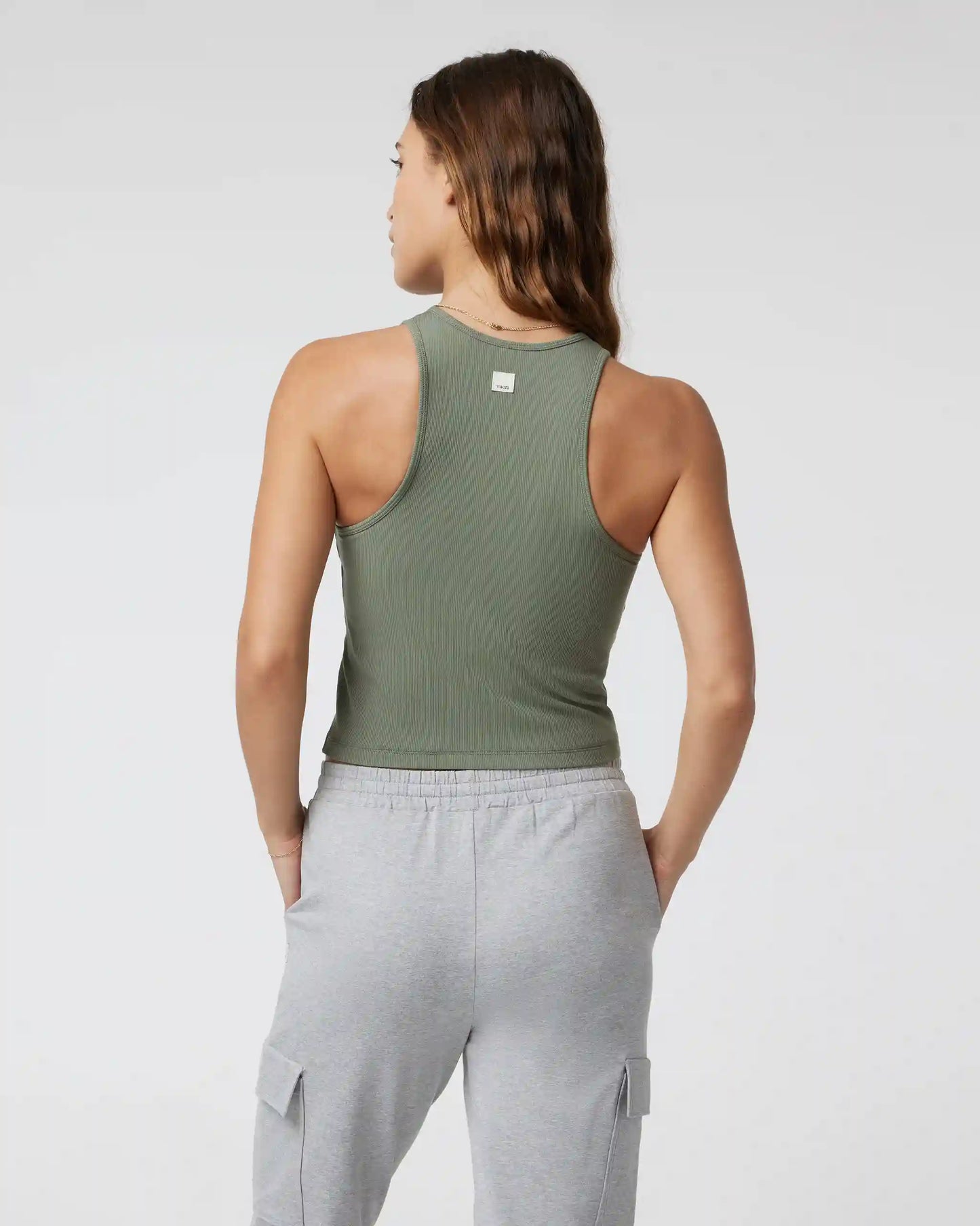Pose Plyo Tank