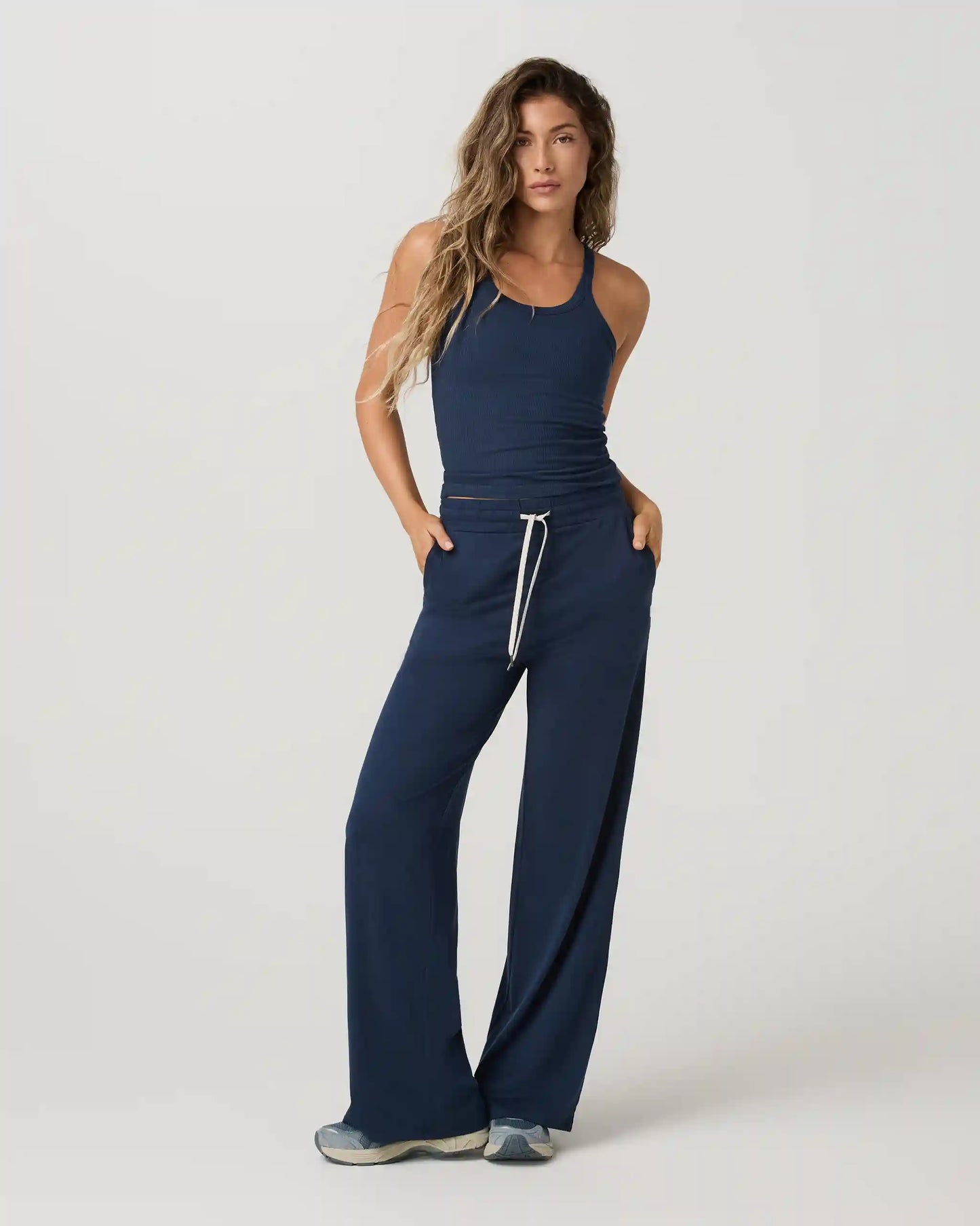 Cove Layering Tank