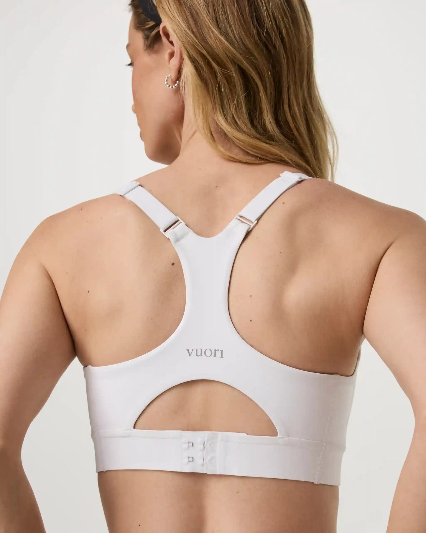 V1 Bra